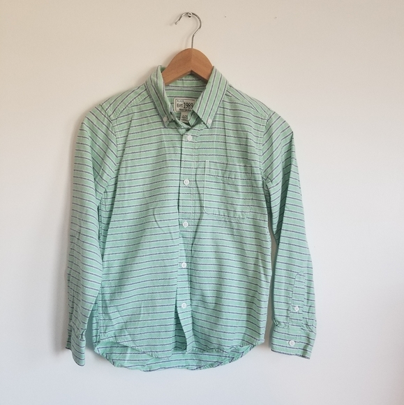 The Children's Place cotton button down shirt